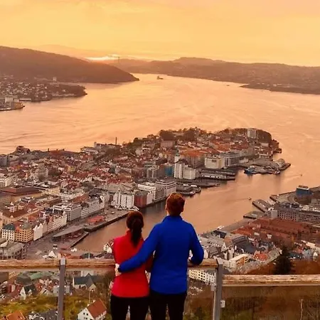 Dinbnb I 300m To Bryggen & Floien I Renovated 2023 Appartement