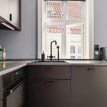 Dinbnb I 300m To Bryggen & Floien I Renovated 2023 Μπέργκεν
